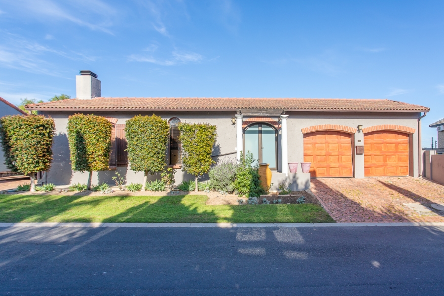 To Let 3 Bedroom Property for Rent in Ranzadale Western Cape